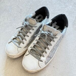 P448 Glitter Sneakers